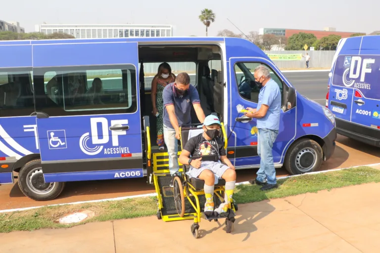 Iniciativas do GDF promovem a inclusão de pessoas com deficiência - Agita  Brasília