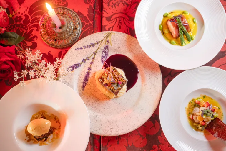 Restaurante Universal celebra 27 anos com menu de quatro etapas