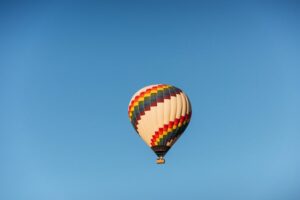 Festival de Esportes Aéreos Brasília 2026 com voo de balão gratuito